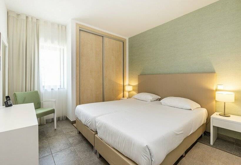 Апартаменты 2 Спальни, Algarve Race Resort Apartments