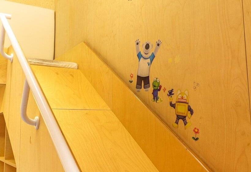 غرفة قياسية, Heyy Chuncheon