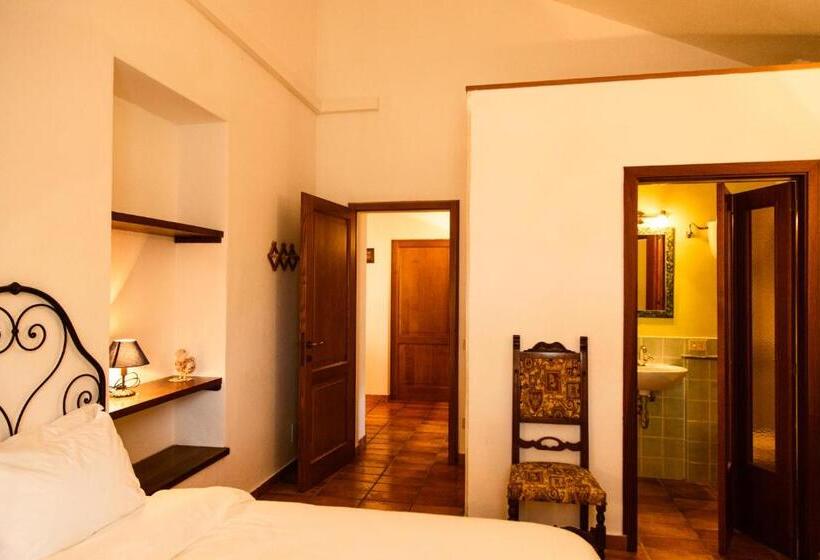 سوئیت 2 خوابه, Poggio Verde