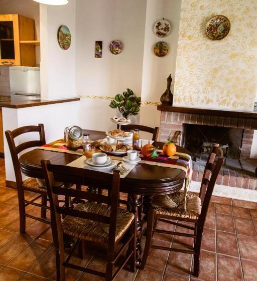 آپارتمان 2 خوابه, Poggio Verde