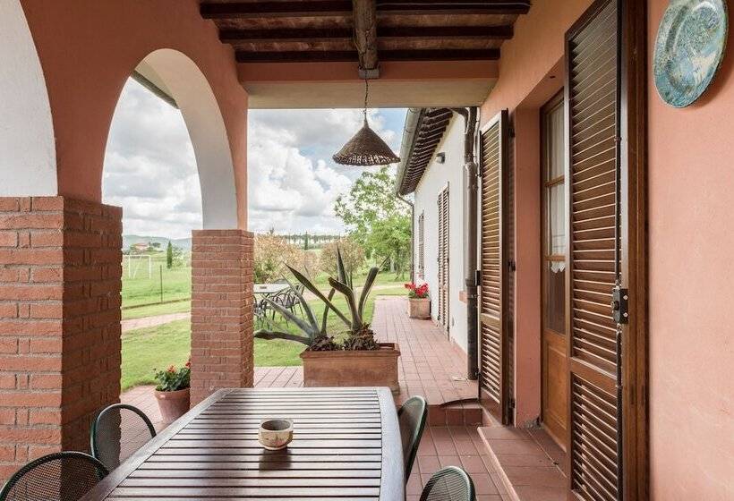 آپارتمان 2 خوابه, Poggio Verde