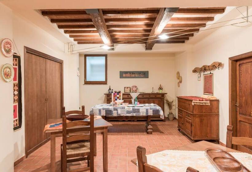 آپارتمان 2 خوابه, Poggio Verde