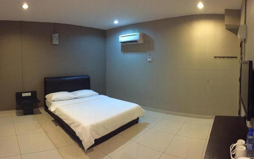 غرفة ديلوكس, Homestay Muar