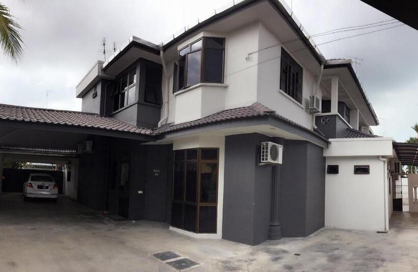 جناح عائلي, Homestay Muar