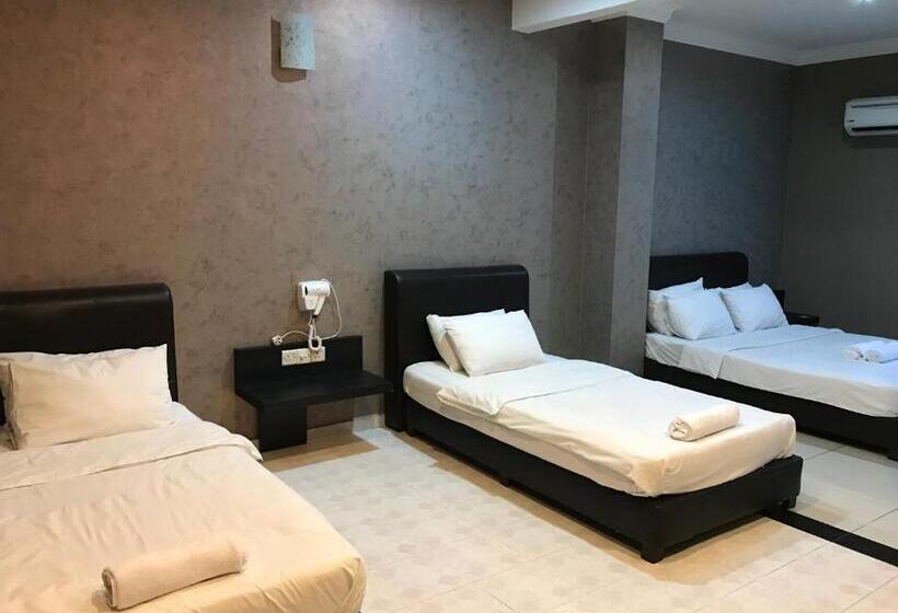 جناح عائلي, Homestay Muar