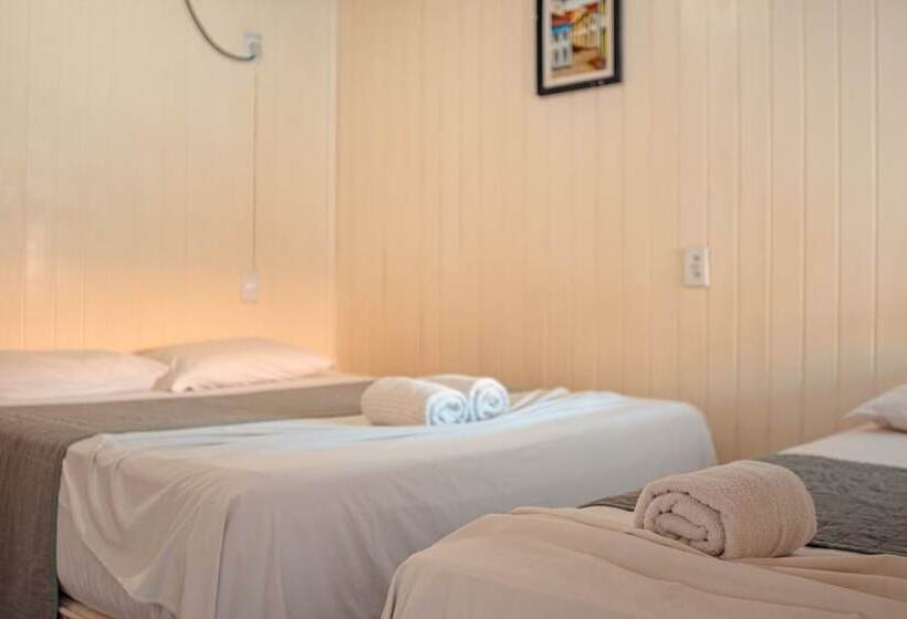 标准间, Amendoeira Praia