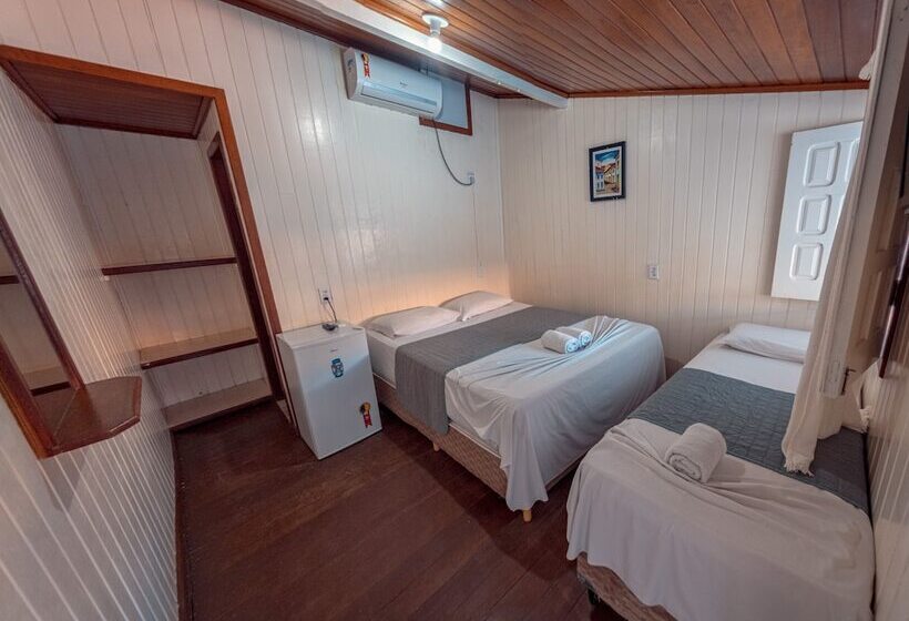 标准间, Amendoeira Praia