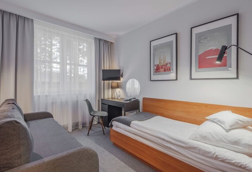 חדר סטנדרט יחיד, Edison Poznań Lotnisko ławica