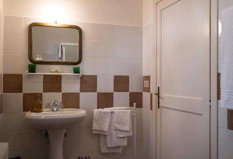 标准间, Casali Del Picchio   Winery