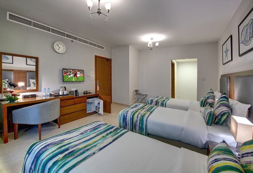 اتاق سه نفره دلوکس با چشمانداز دریا, City Stay Beach Hotel Apartments   Marjan Island