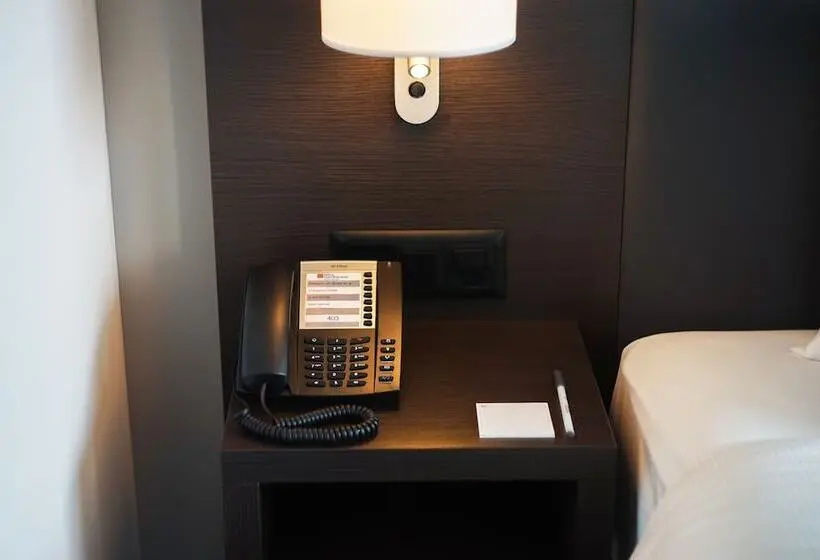 スタンダードルーム, Hilton Garden Inn Zurich Limmattal