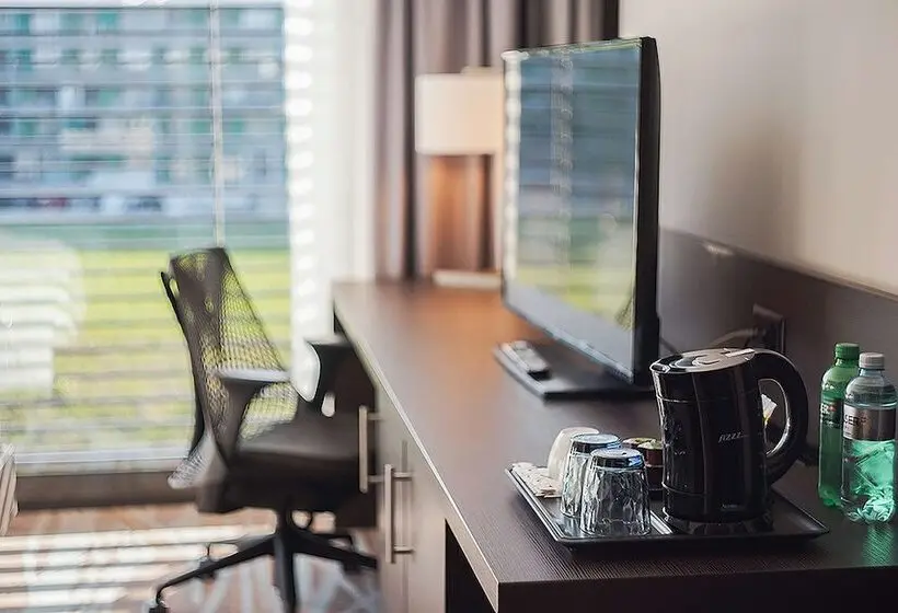 スタンダードルーム, Hilton Garden Inn Zurich Limmattal