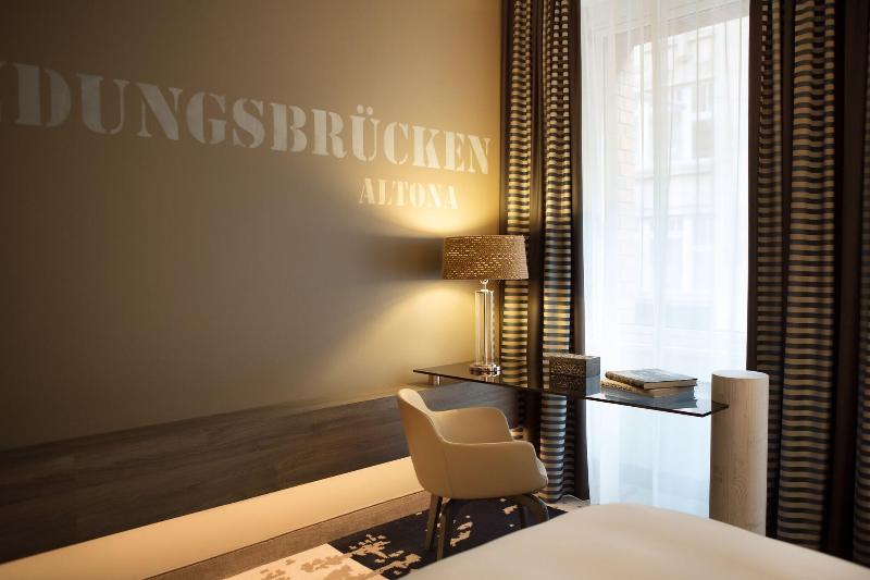 غرفة قياسية لذوى الاحتياجات الخاصة, Hilton Garden Inn Zurich Limmattal