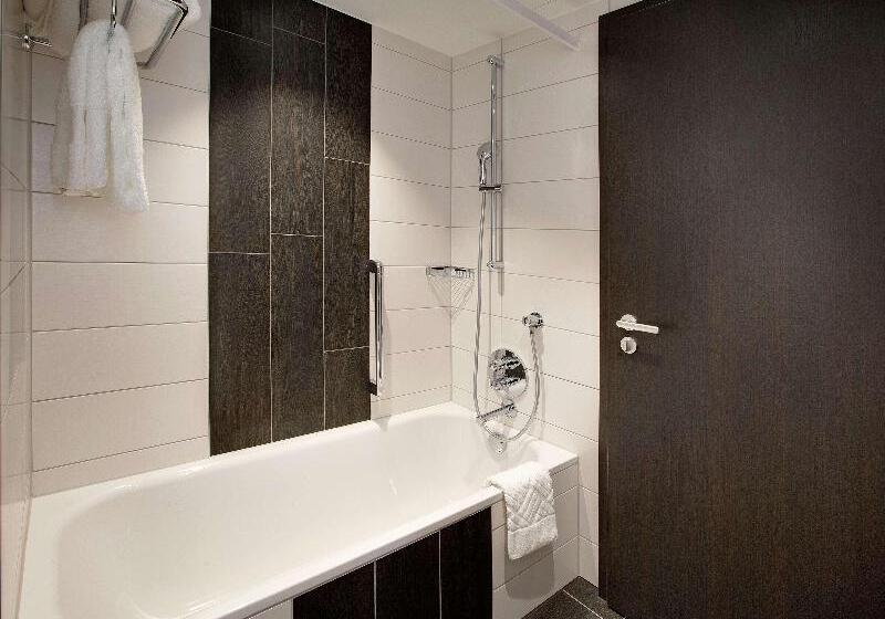 غرفة ديلوكس سرير كينج, Hilton Garden Inn Zurich Limmattal