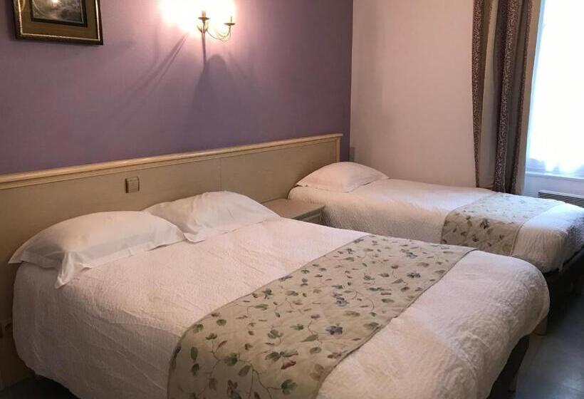 חדר סטנדרט לשלושה, Logis Hotel Saint Joseph