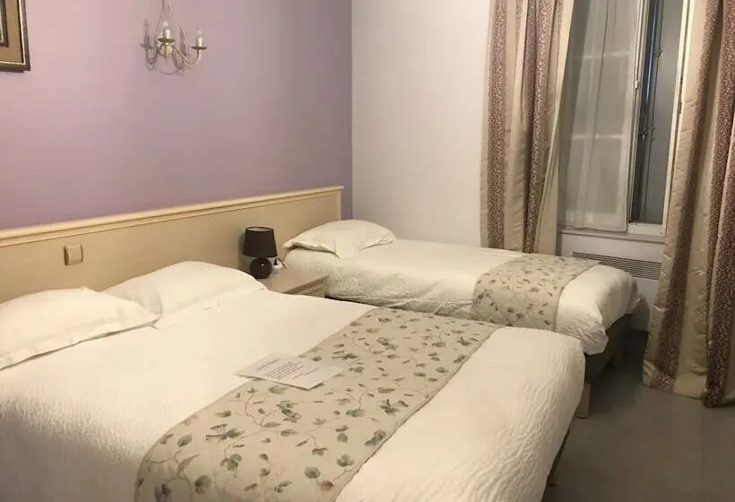 Standard Kolmen Hengen Huone, Logis Hotel Saint Joseph