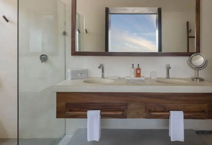 スリーベッドルーム　ヴィラ, Marea Beachfront Villas