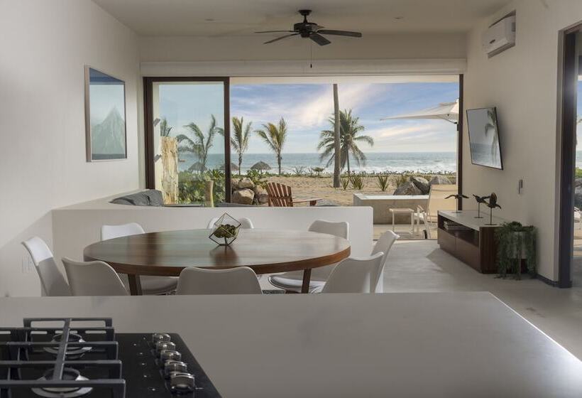 Вилла 3 Спальни, Marea Beachfront Villas