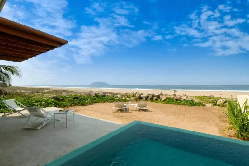 スリーベッドルーム　ヴィラ, Marea Beachfront Villas
