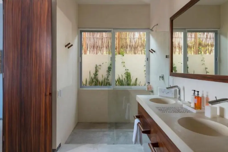 ツーベッドルーム　ヴィラ, Marea Beachfront Villas