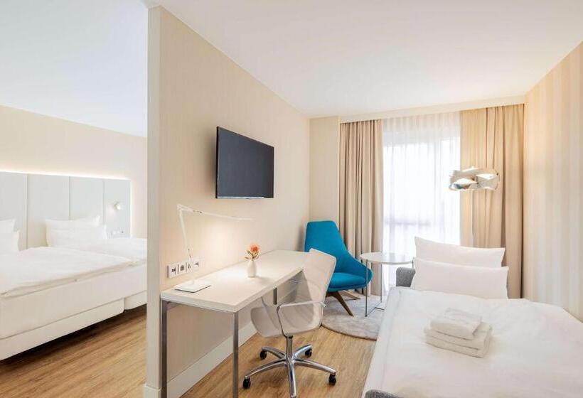 주니어 스위트, NH Mannheim