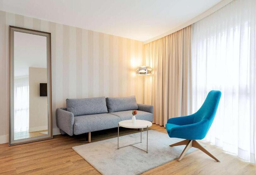سوییت, NH Mannheim