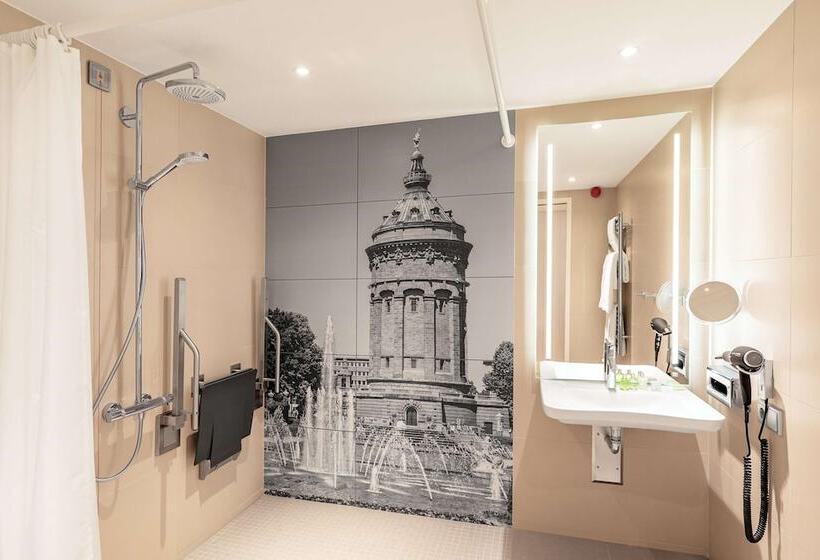 주니어 스위트, NH Mannheim