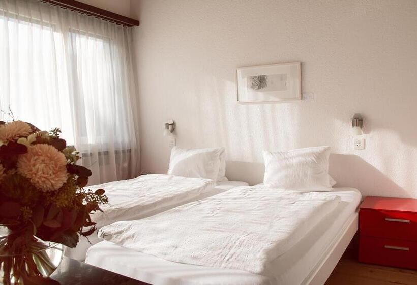 스탠다드 룸, Restaurant Chesa