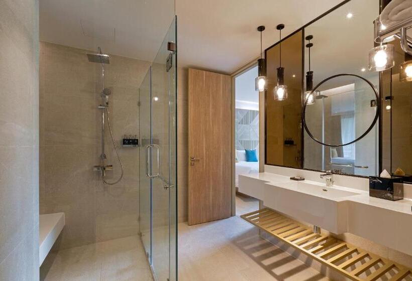 סוויטת 2 חדרי שינה, The Nature Phuket Sha Extra Plus