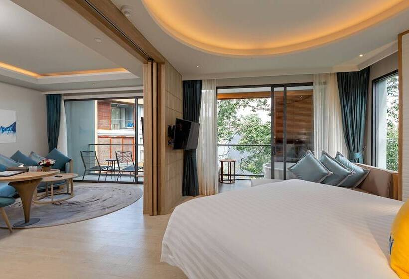 Полулюкс, The Nature Phuket   Sha Extra Plus