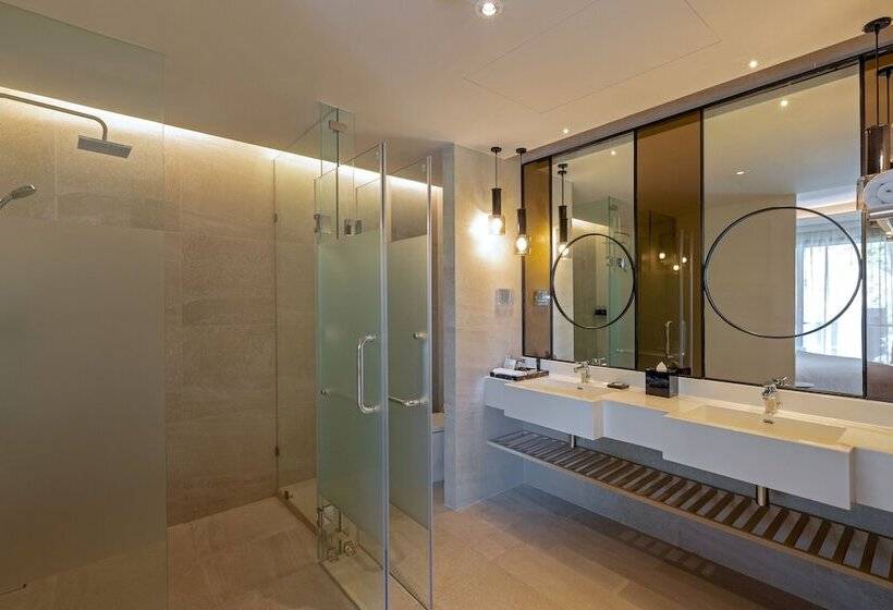 סוויטת 2 חדרי שינה, The Nature Phuket Sha Extra Plus