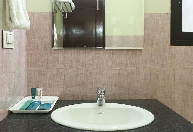 חדר סטנדרט, Treebo Roshan House With Valley View