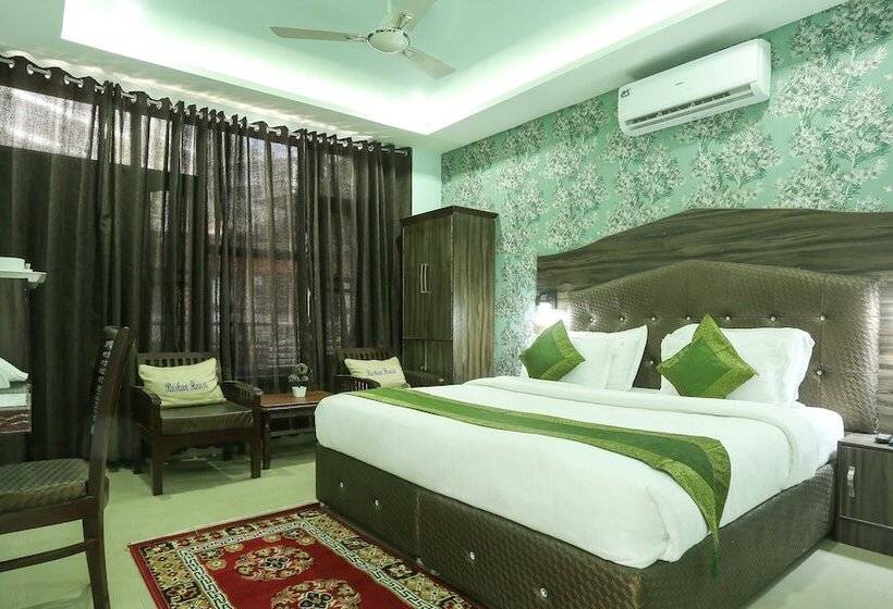 חדר דלוקס, Treebo Roshan House With Valley View