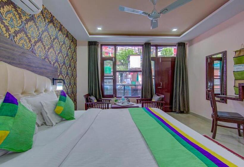 חדר דלוקס, Treebo Roshan House With Valley View