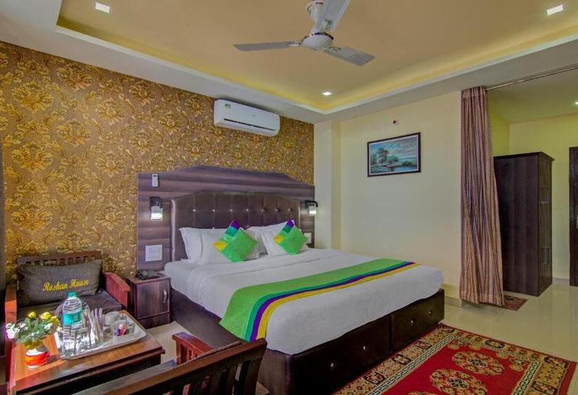 חדר דלוקס, Treebo Roshan House With Valley View