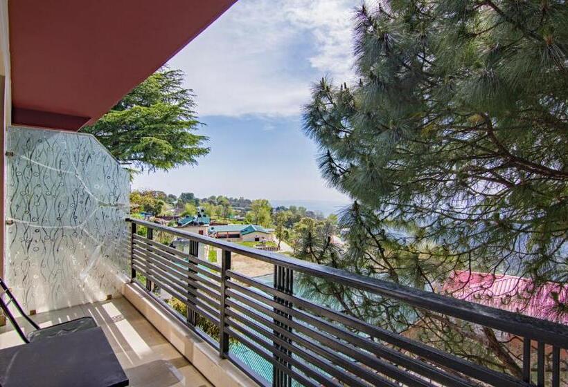 Номер Superior, Treebo Roshan House With Valley View