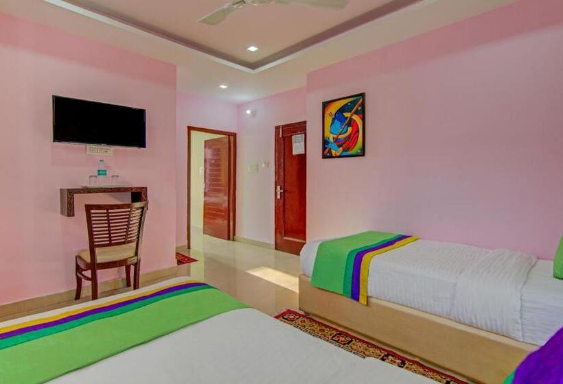Номер Superior, Treebo Roshan House With Valley View