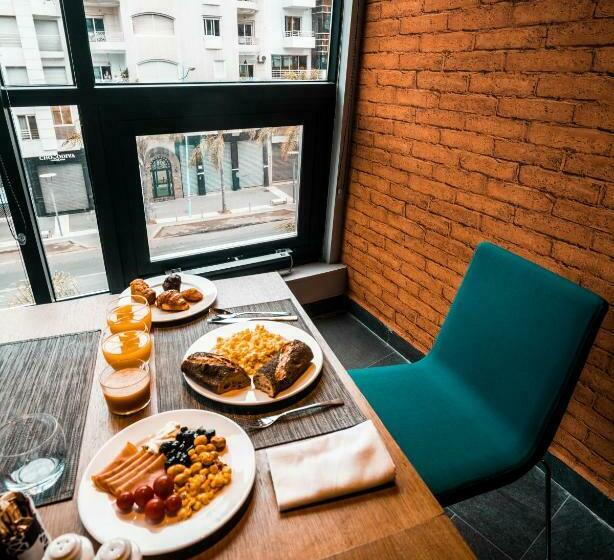 Полулюкс, Onomo Hotel Casablanca City Center