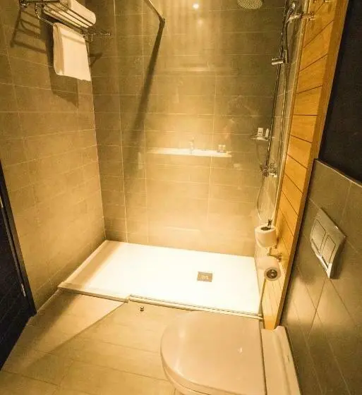 اتاق سوپریور با تخت بزرگ, Onomo Hotel Casablanca City Center