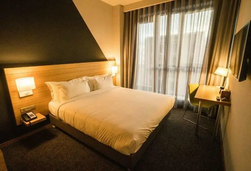 اتاق سوپریور با تخت بزرگ, Onomo Hotel Casablanca City Center