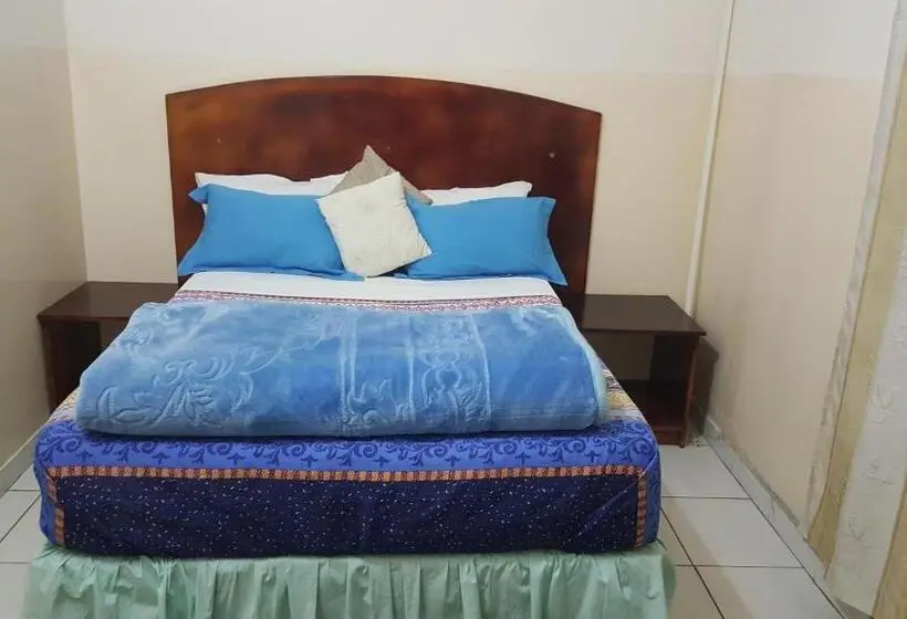 اتاق استاندارد, The Palace Guest House