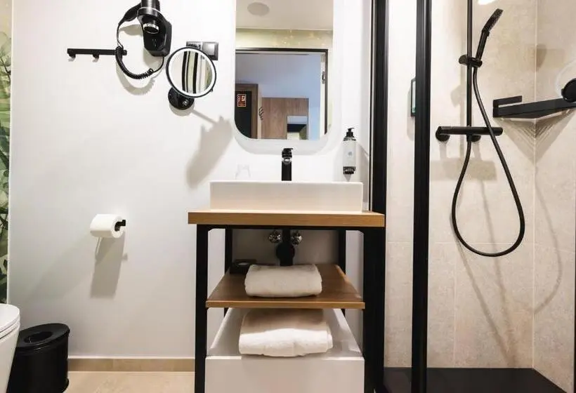 スタンダードシングルルーム, Focus Hotel Premium Wrocław