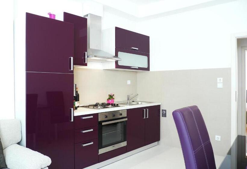 Apartament 1 Dormitori, 48 Rooms Split