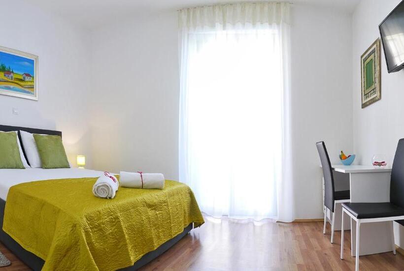 Cameră Standard cu Balcon, 48 Rooms Split