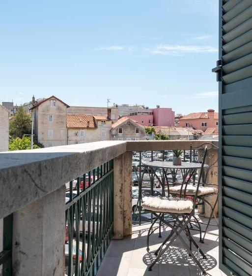 Habitació Estàndard amb Balconada, 48 Rooms Split