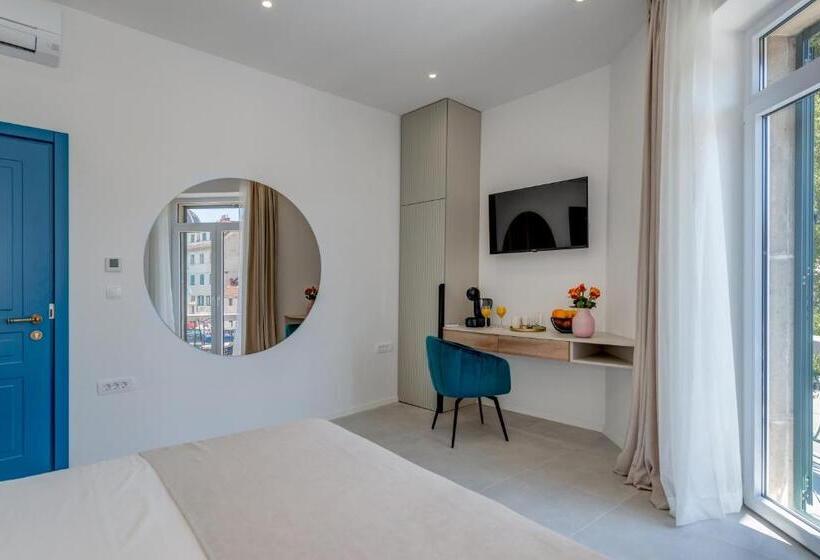 Habitació Estàndard amb Balconada, 48 Rooms Split