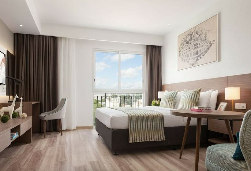 اتاق کلاسیک, T Ritz Saigon Hotel & Apartment