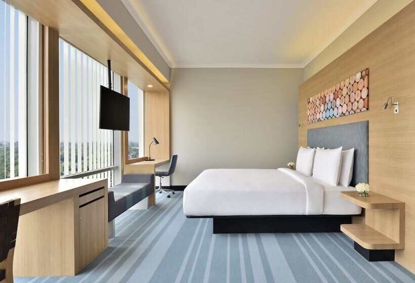 스탠다드 룸 더블 침대, Aloft New Delhi Aerocity