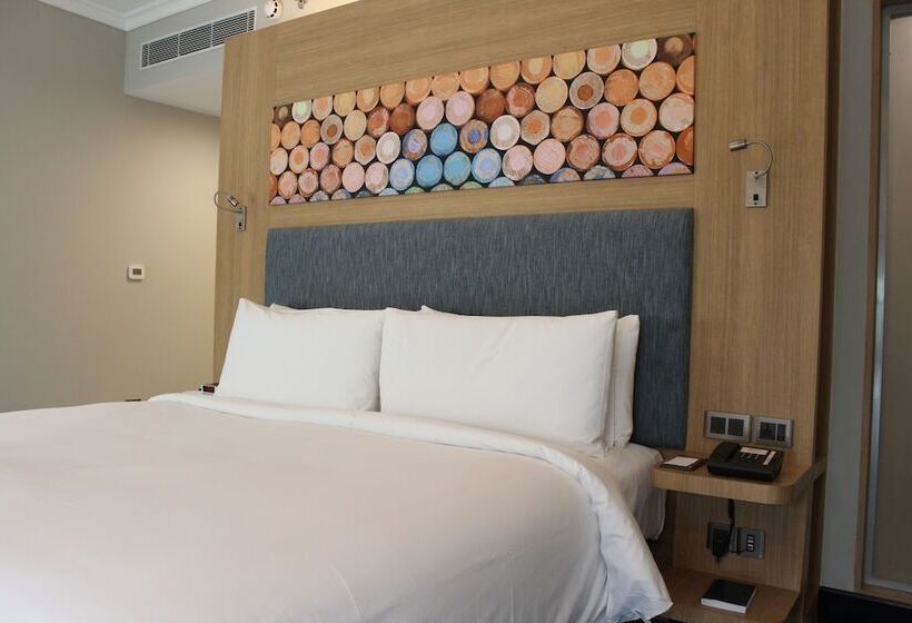 스탠다드 룸 더블 침대, Aloft New Delhi Aerocity