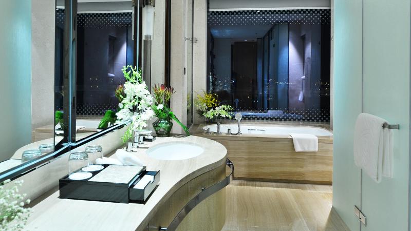 חדר סטנדרט עם מיטת קינג, Crowne Plaza Dalian Sports Center, An Ihg